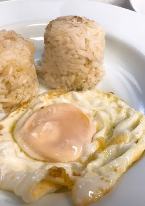 Una foto de Arroz a la cubana