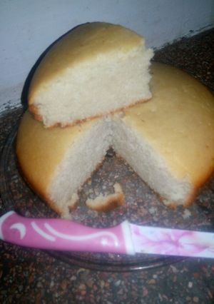 A picture of Suji cake.