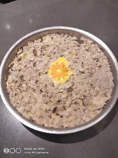 A picture of Pork with Salted Egg.