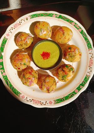 A picture of Aloo pitika.