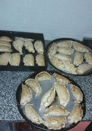 Una foto de Empanadas de pollo y verdeo