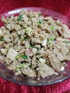 લસણ રોટલો (Lasan Rotlo Recipe In Gujarati) રેસીપી મુખ્ય ફોટો