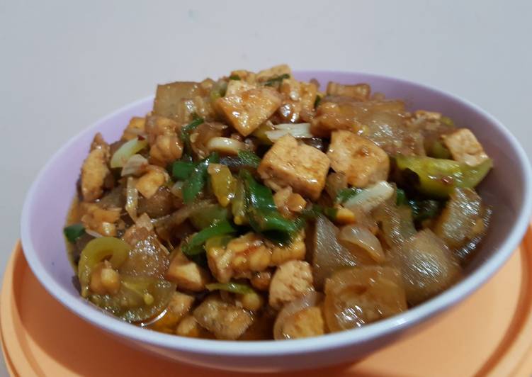 Bagaimana Membuat Kikil cabe ijo campur tahu tempe, Lezat Sekali