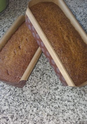 Una foto de Budín de banana, dulce de leche y coco 🍌🥥😋👌