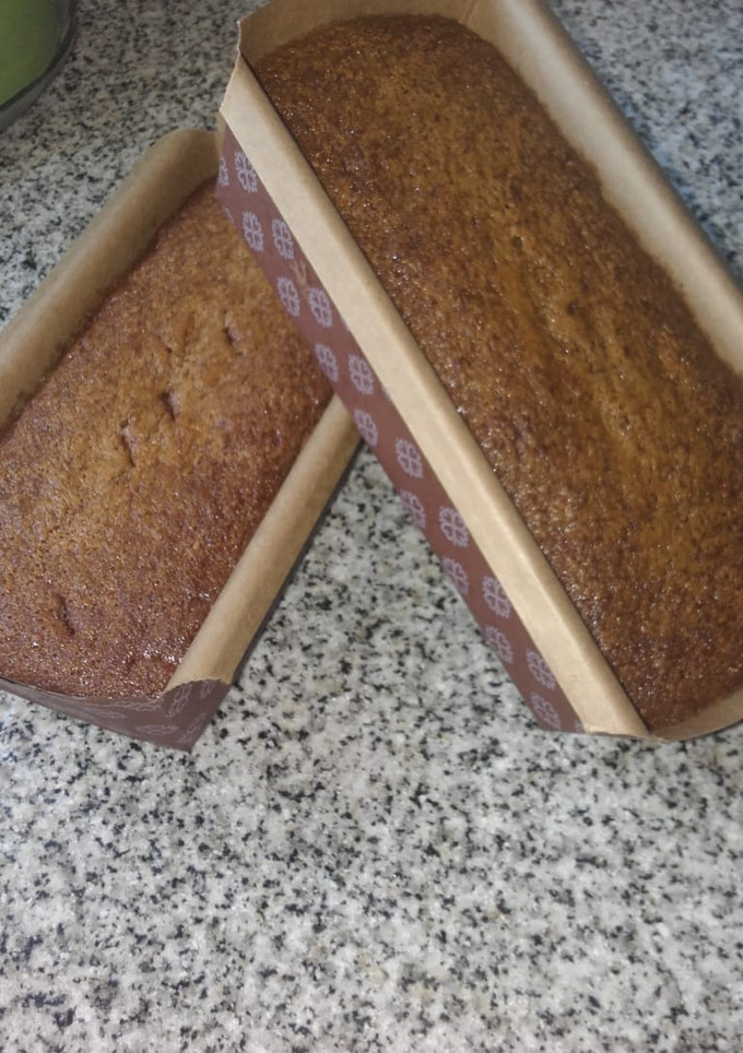 Una foto de Budín de banana, dulce de leche y coco 🍌🥥😋👌