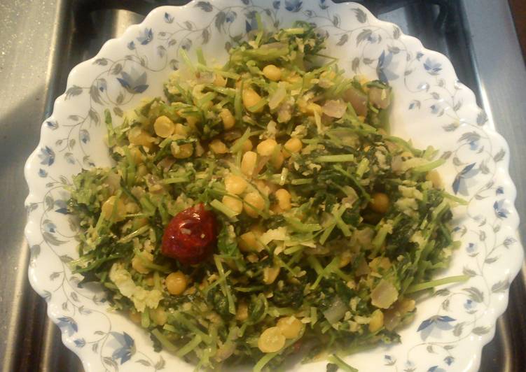 Recipe of Homemade Methi leaves and Chana Dal Fry