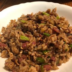 A picture of Ham and veg fried rice.