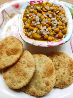 चना मसाला (chana masala recipe in Hindi) रेसिपी मुख्य फोटो