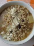 Sopa de cebada con setas secas (Zuppa de orzo con funghi porcini)