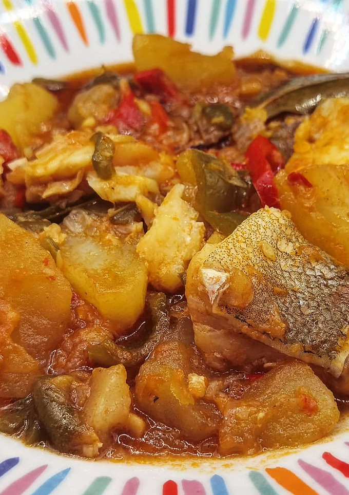 Una foto de Patatas con bacalao con pimientos