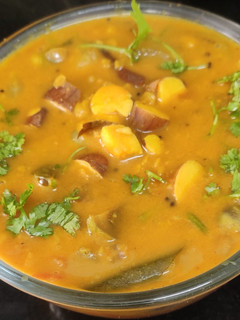 பலாக்கொட்டை கத்தரிக்காய் சாம்பார் (jack fruit brinjal sambar recipe in tamil) செய்முறை முக்கிய புகைப்படம்