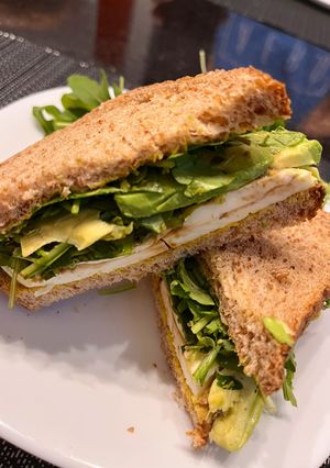 Una foto de Súper sándwich verde!