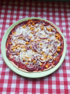 Tortilla pizza recept fotója