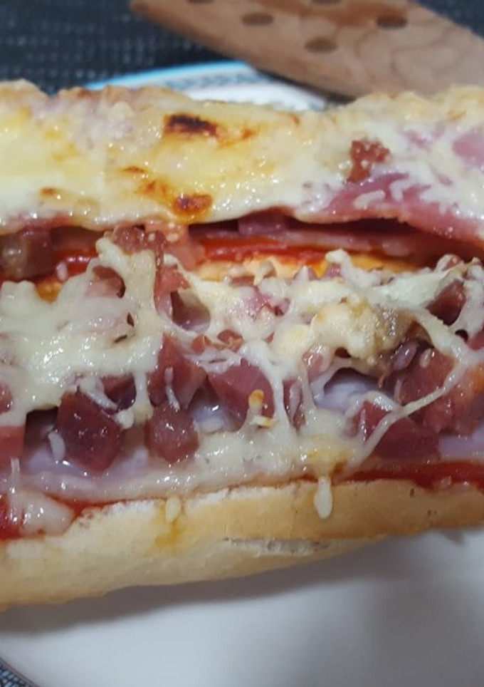 Una foto de Pan pizza