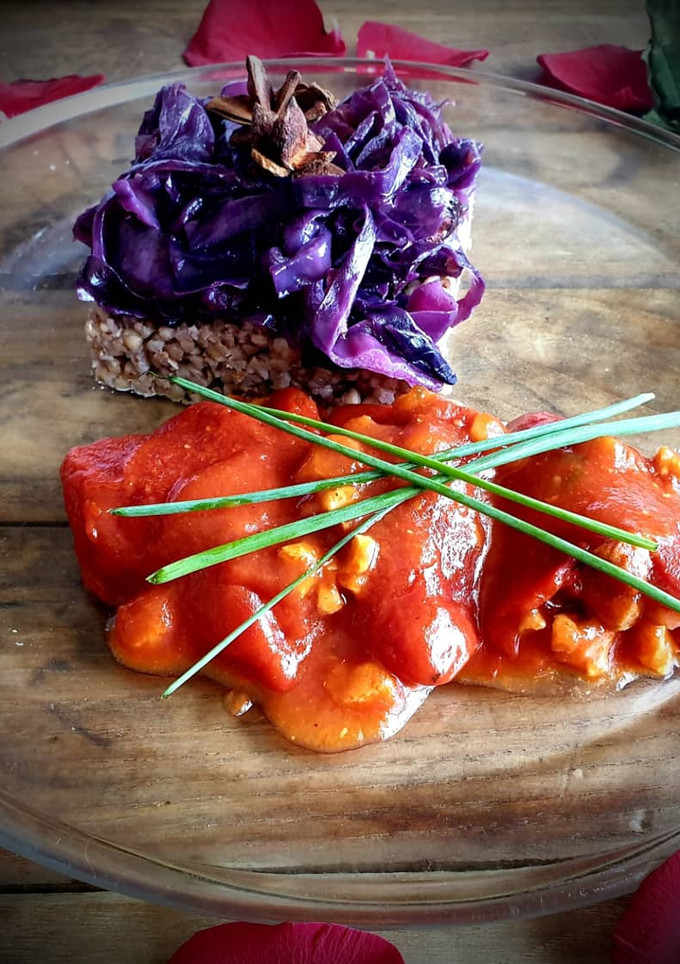 Una foto de Pimientos de piquillo rellenos de soja texturizada