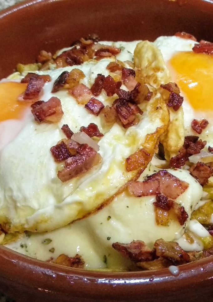 Una foto de Huevos rotos de mi casa