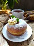 Banana Saffron Donut