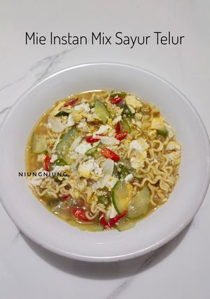Foto resep Mie instant Mix Sayur Telur