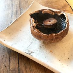 A picture of Mushroom with butter & soy sauce, Japanese style.