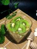 Oatmeal with Kiwi and Pumpkin Seed