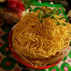 A picture of Crispy masala sev (chickpeas flour).