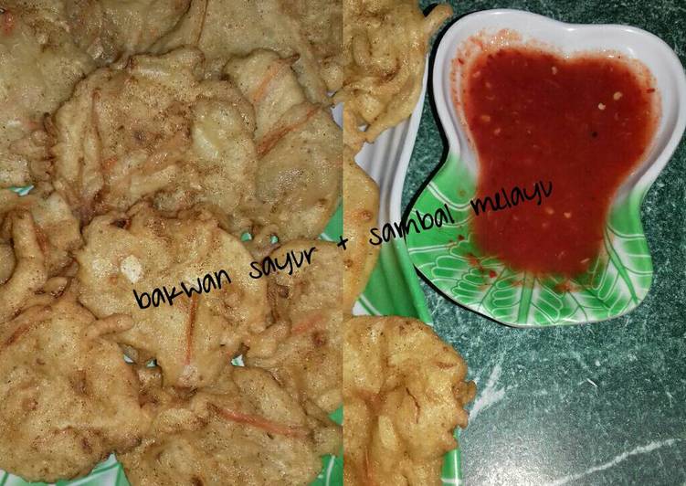 Bakwan sayur plus sambal khas melayu kijang
