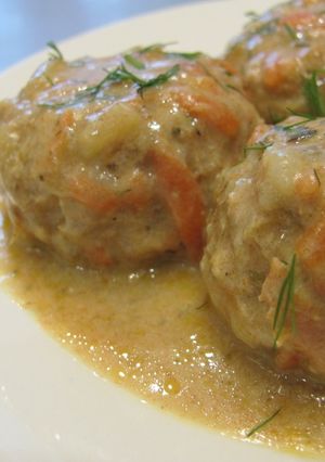 Фото Мясные ёжики с рисом и морковью.
