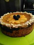 Tarta de queso y yogur con base multicereales y mermelada casera