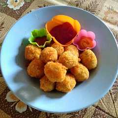 รูปของ Bola-bola Nasi Kriuk