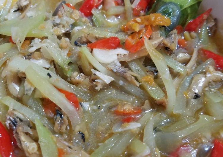 Resep Tumis Labu Teri Pedas yang Menggugah Selera