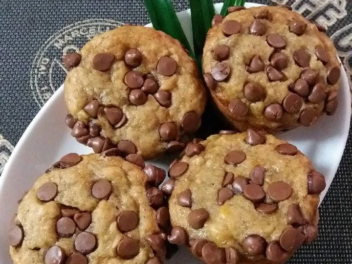 Cara Mudah Menyiapkan Resep Muffin pisang chocochips yang Lezat Sekali Anti Ribet, Lezat