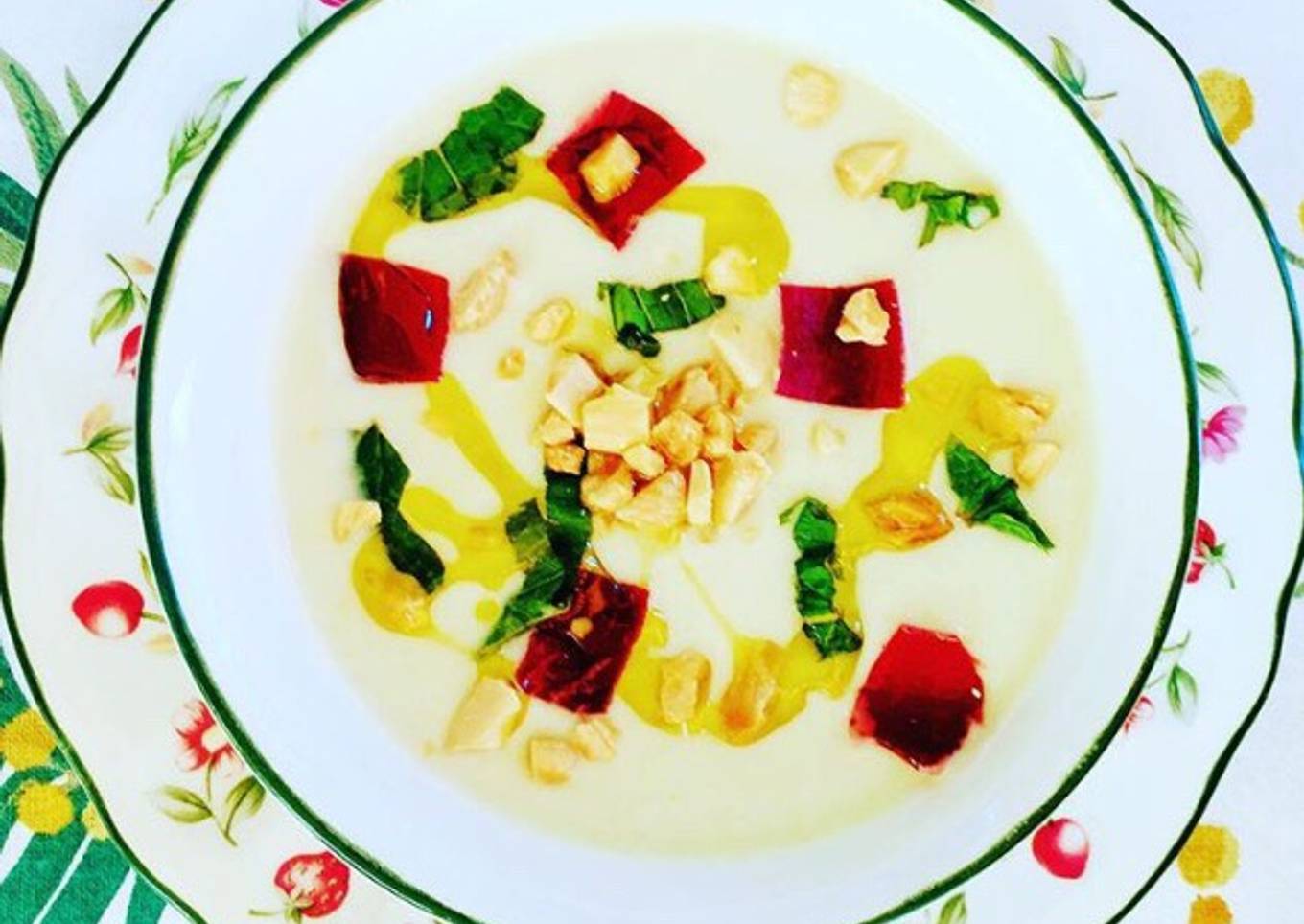 Vichysoise de pera y gorgonzola