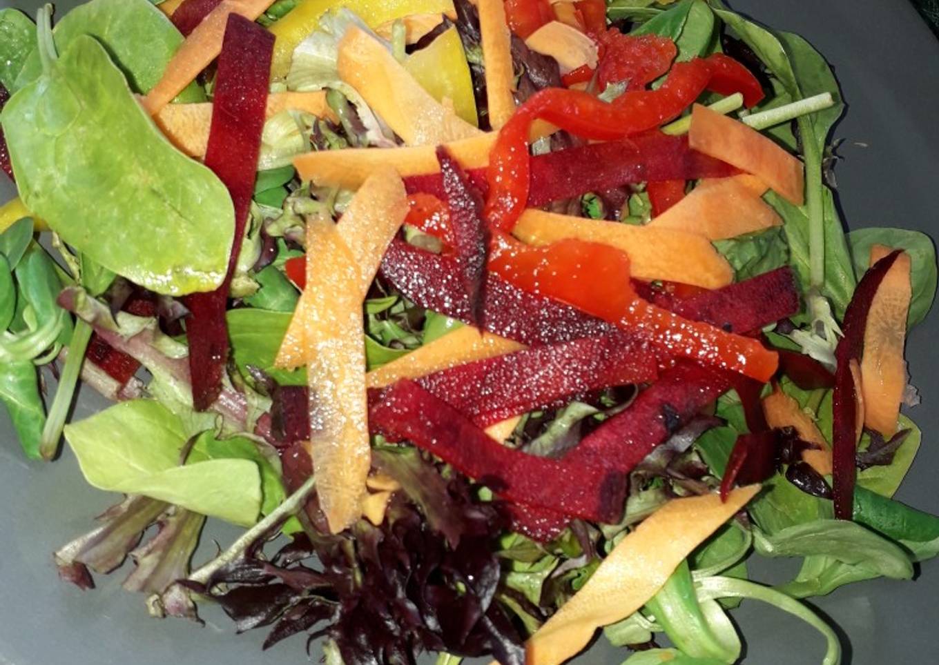 Ribbon salad