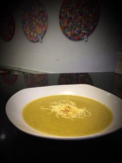 Una foto de Crema de Brócoli 🥦 con queso Emmental Gratinado