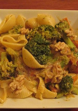 Foto principal de Galets con brócoli y nueces