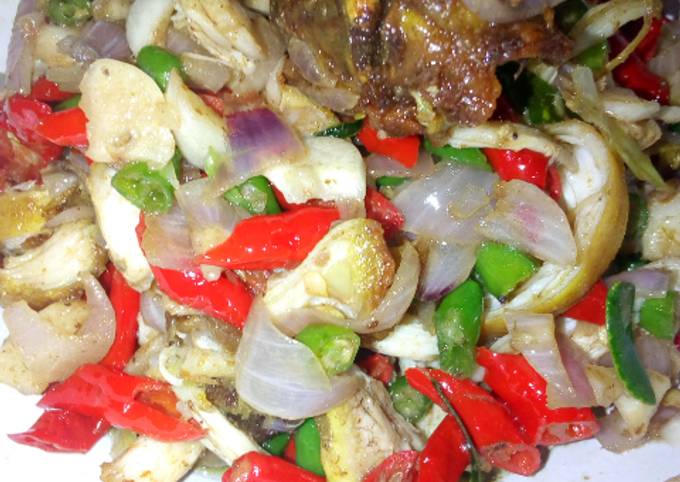 Ayam goreng sambal matah enak dan TERCEPAT