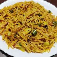A picture of Vegetable vermicelli upma.