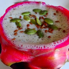 A picture of Dragon fruit - Banana smoothie.