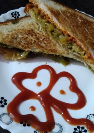 A picture of Cabbage toast.