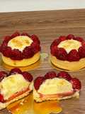 Tartellette con Chiboust e Lamponi