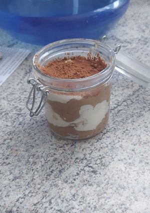 Una foto de Avena cocida estilo tiramisú