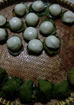 Hình của món Bánh ít trần nhân dừa.