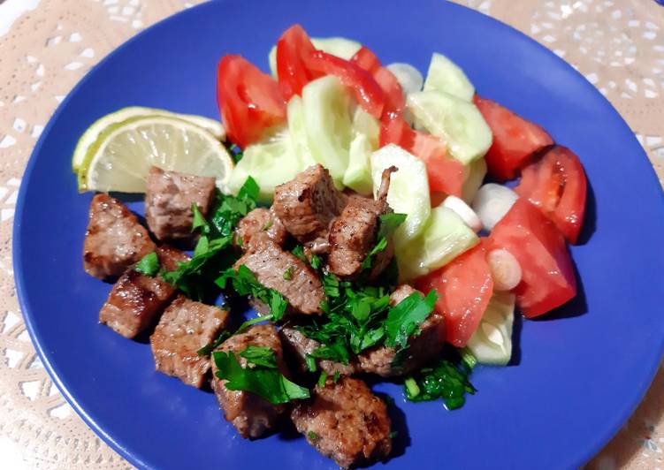 Easiest Way to Prepare Super Quick Homemade Assiette composée viande salade 🍴
