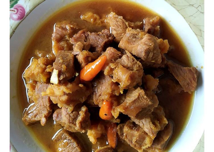 Semur daging sederhana