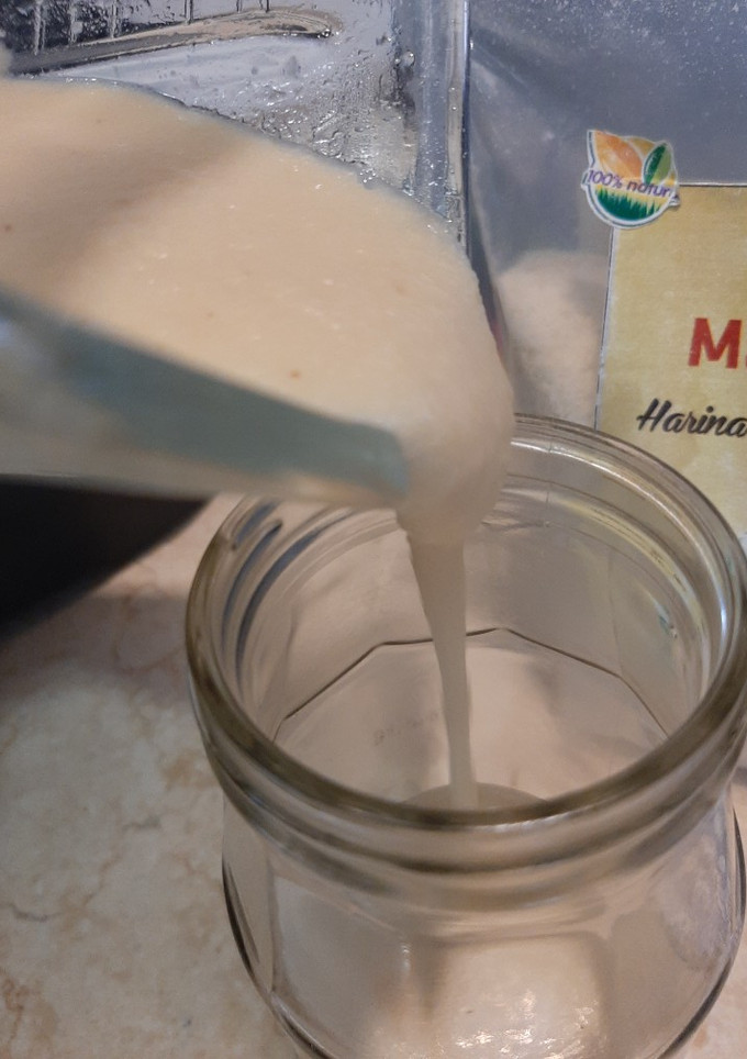 Una foto de Leche condensada de almendras