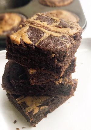 A picture of Peanut Butter Brownies.