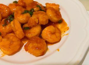 Hình của món Tôm xào bơ tỏi.