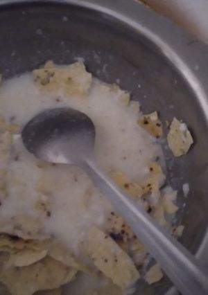 A picture of Papad raita.