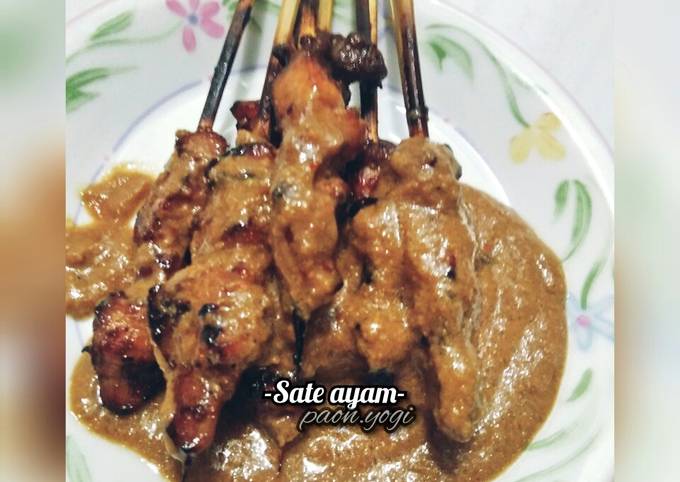 Sate ayam saus kacang