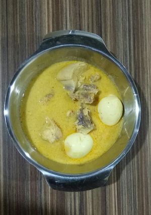 Foto resep Kare ayam dan telur praktis bumbu BMM